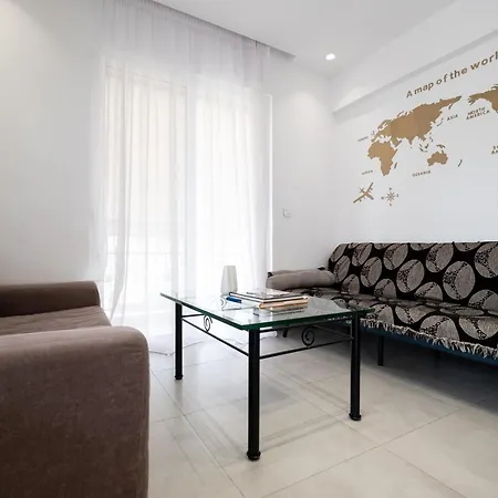 Luxury Spacious In The Heart Of The * Rhodes City