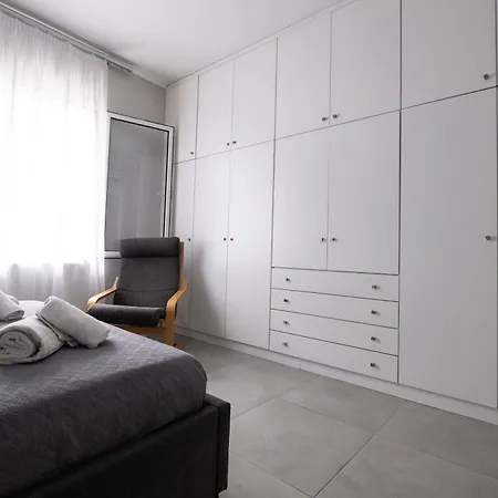 Luxury Spacious In The Heart Of The Apartment *