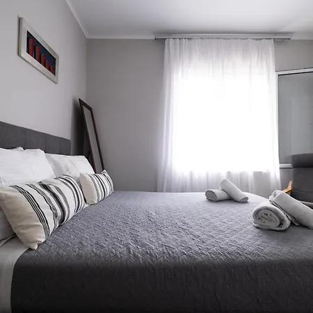 Apartment Luxury Spacious In The Heart Of The Rhodes City
