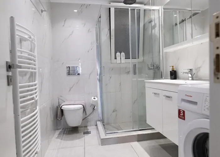 Luxury Spacious In The Heart Of The Rhodes City