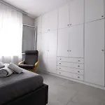 Luxury Spacious In The Heart Of The Apartment *